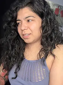 kimmiakiss22's Webcam Show