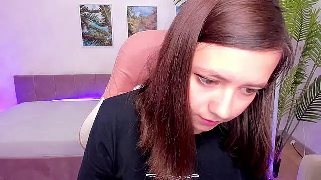 Lina_Brownie's Webcam Show