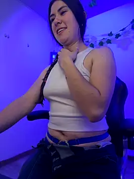 HarmonyEvanns' Webcam Show