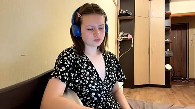 AlmostZen's Webcam Show