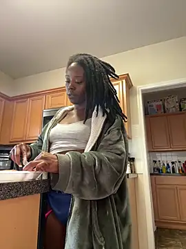 choclatepeaach's Webcam Show