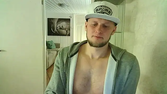 Dartanjanas13's Webcam Show