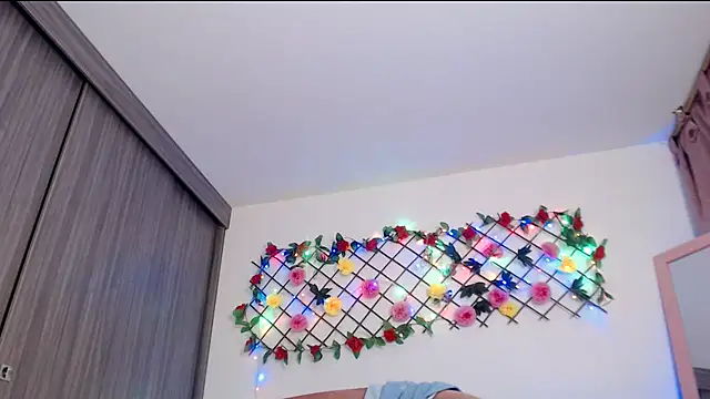 Annaross2's Webcam Show