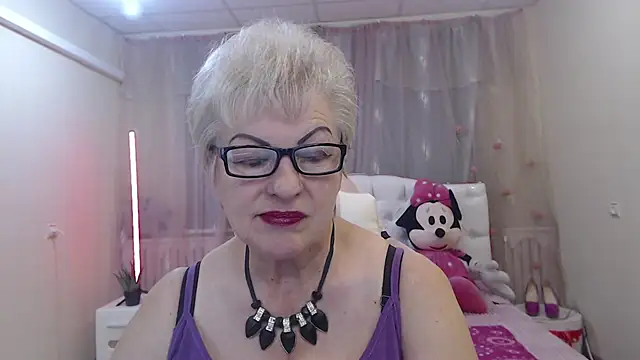 KayleSmoll's Webcam Show