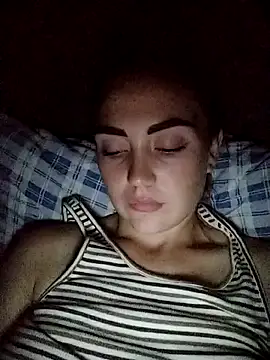 Ncfyv_ncyuhv's Webcam Show