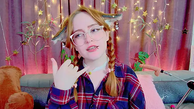 Moxy_Foxy's Webcam Show
