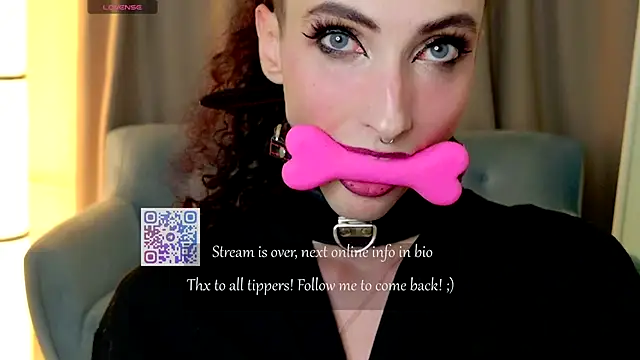 Queen_of_tease 网络视讯表演
