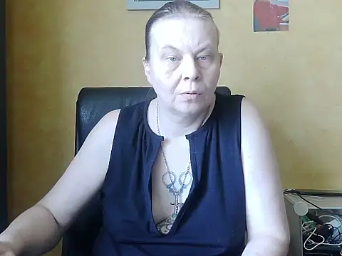 SweetPhoenix76's Live Sex Cam Show