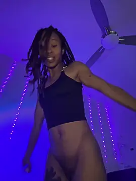 thebrattygoddess' Webcam Show