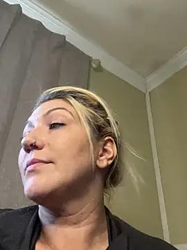LittleMissEeve's Webcam Show