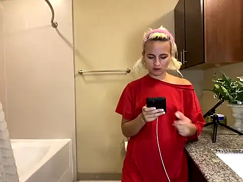 girlfriendmissy's Webcam Show