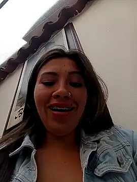 LIZ-06_'s Webcam Show