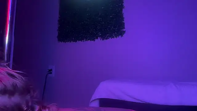 Gypsylovepirate's Webcam Show