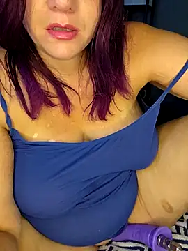 cakeforu11's Webcam Show