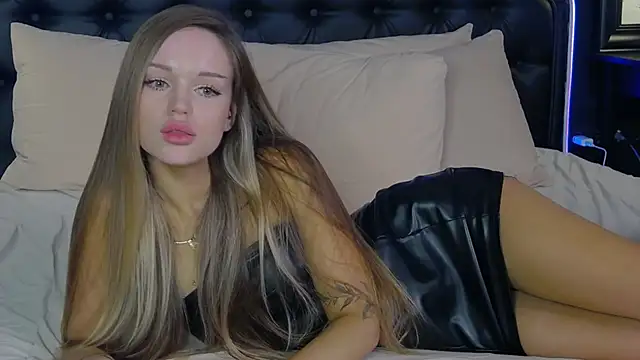 MarilynNova's Webcam Show