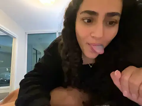 silkygemm's Webcam Show