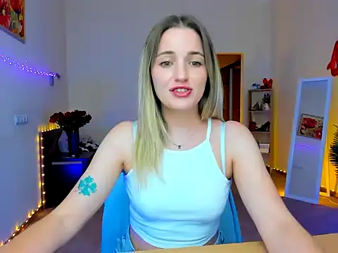 Mila-moon's Webcam Show
