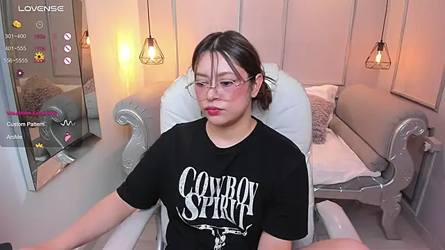 Lanna18's Webcam Show