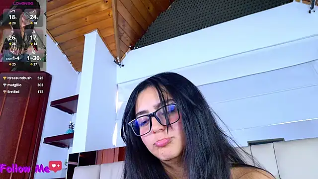 scarlleth_'s Webcam Show