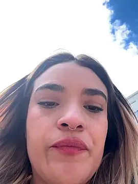 sabrina_rosee's Webcam Show