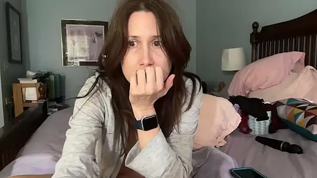 MommyGoddessL's Webcam Show