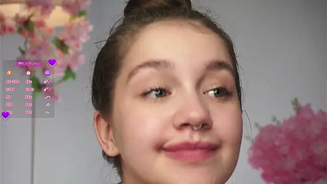 AmiLewis' Webcam Show