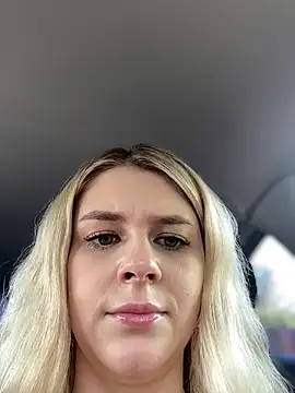 Love_Bri's Live Sex Cam Show