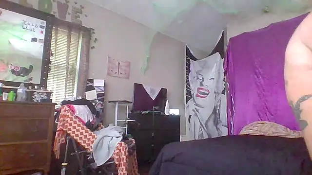 Bored_Grandma's Live Sex Cam Show
