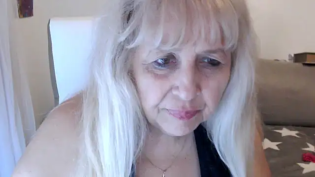 SusiLifeXXX's Webcam Show