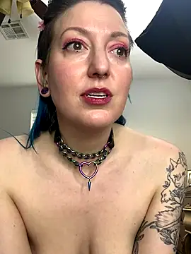 MissCumberdale's Live Sex Cam Show