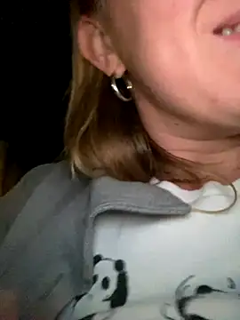 Sweet___Emily's Webcam Show