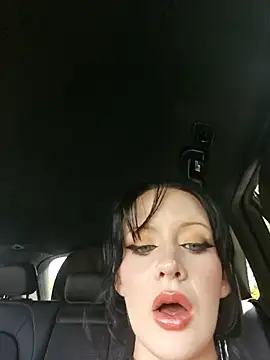 EVILYN's Webcam Show