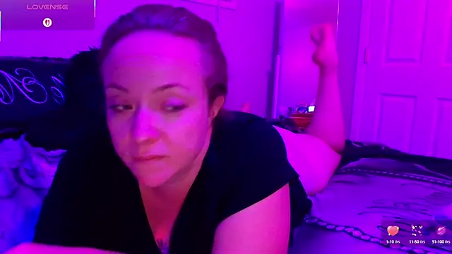 julimonroe's Webcam Show