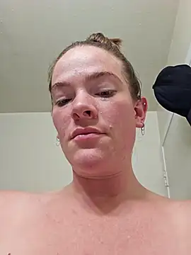 GollyMissMolly's Live Sex Cam Show
