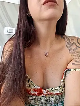 Lady_B_'s Live Sex Cam Show