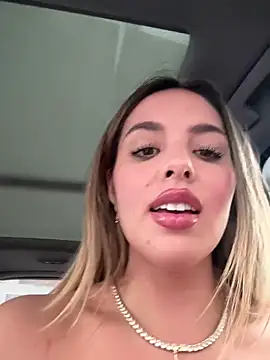 Alirawrz's Webcam Show