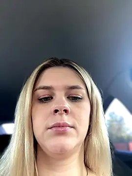 Love_Bri's Webcam Show