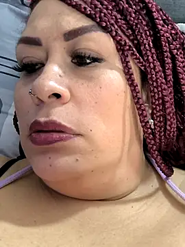 Natasha_mommy's Webcam Show