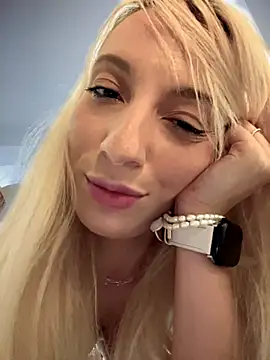 Ella_Charm's Webcam Show