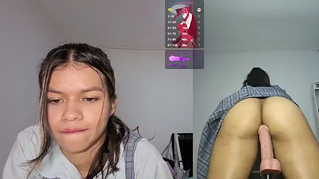 sophia_ramirez12's Webcam Show