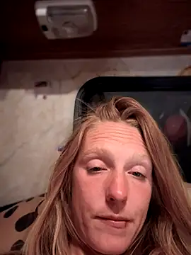 GoldenFlameGoddess' Webcam Show