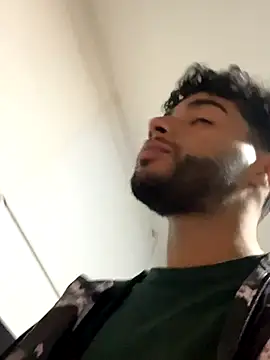 RaphaelDufort's Webcam Show