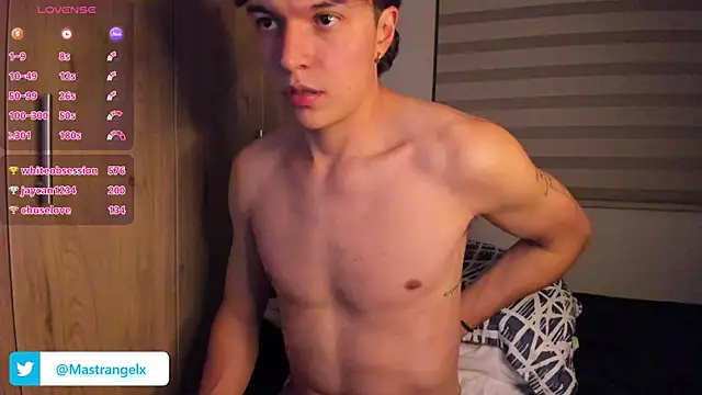 Mastrangelo_xxx's Webcam Show