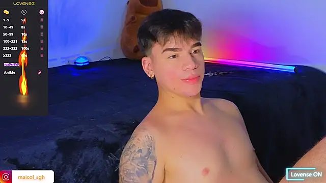 maicoll_coleman's Webcam Show