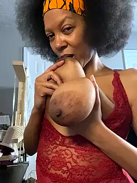 Michellecinnamon's Webcam Show