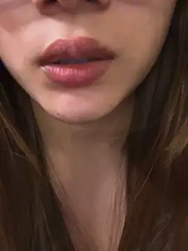Sofiyaa_39's Live Sex Cam Show