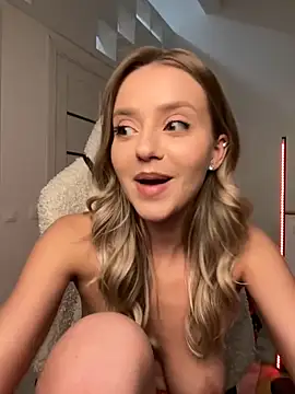 Emeli_Blur's Live Sex Cam Show