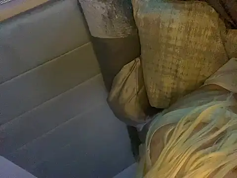 MaisieMae's Live Sex Cam Show