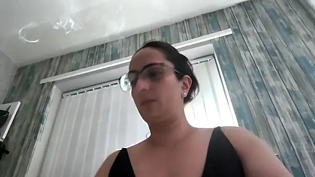 SEXY-ZENA's Live Webcam Show