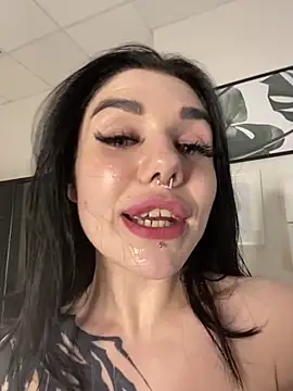 MaeveMoon's Live Sex Cam Show